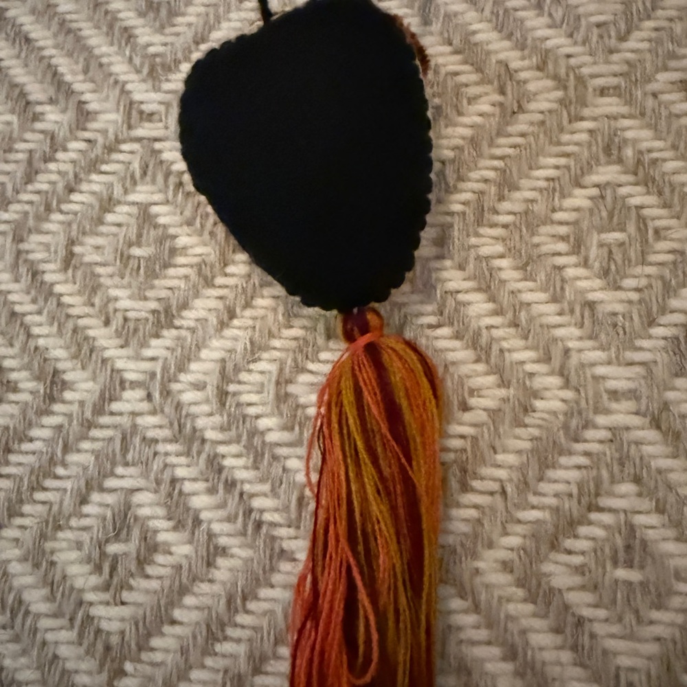 Handcrafted Embroidered Tassel Keychain - Picture 4 of 4